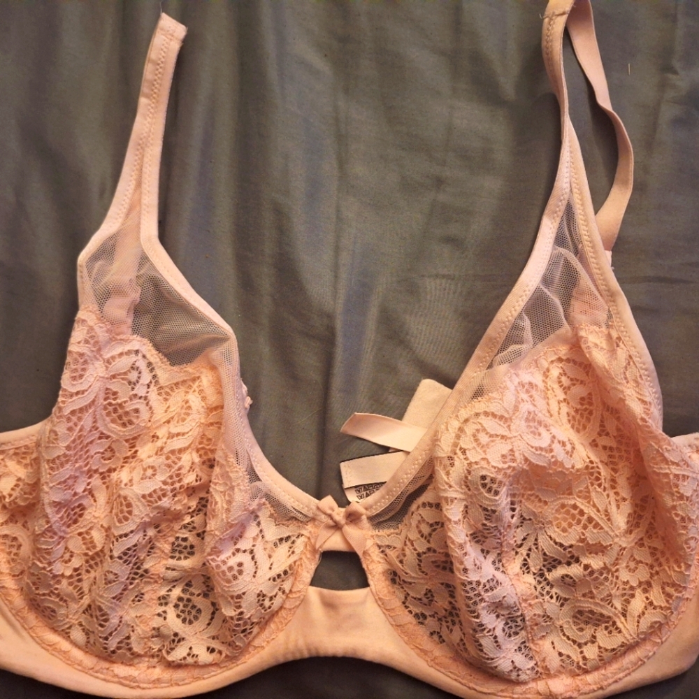 Victorias secret unlined demi bra 36DDD